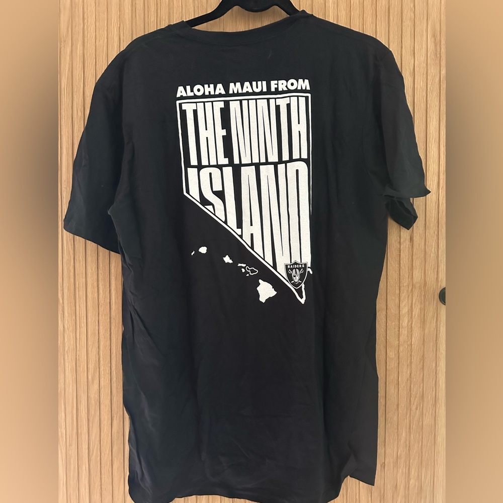 Las Vegas Raiders shirt large NFL Maui benefit Hawaii